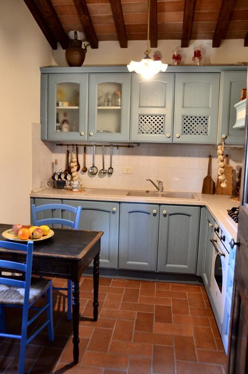 Casale I Burroni Apartment อาเรซโซ ภายนอก รูปภาพ