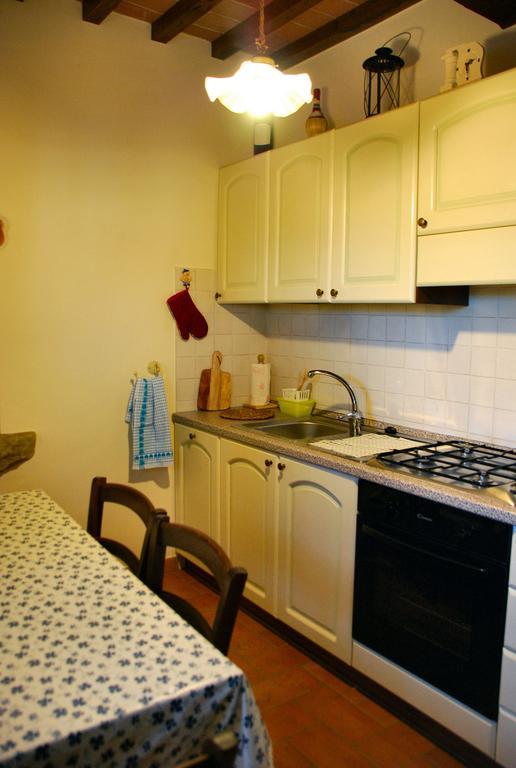 Casale I Burroni Apartment อาเรซโซ ภายนอก รูปภาพ